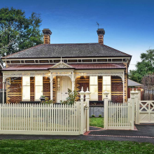 Location Land and Looks